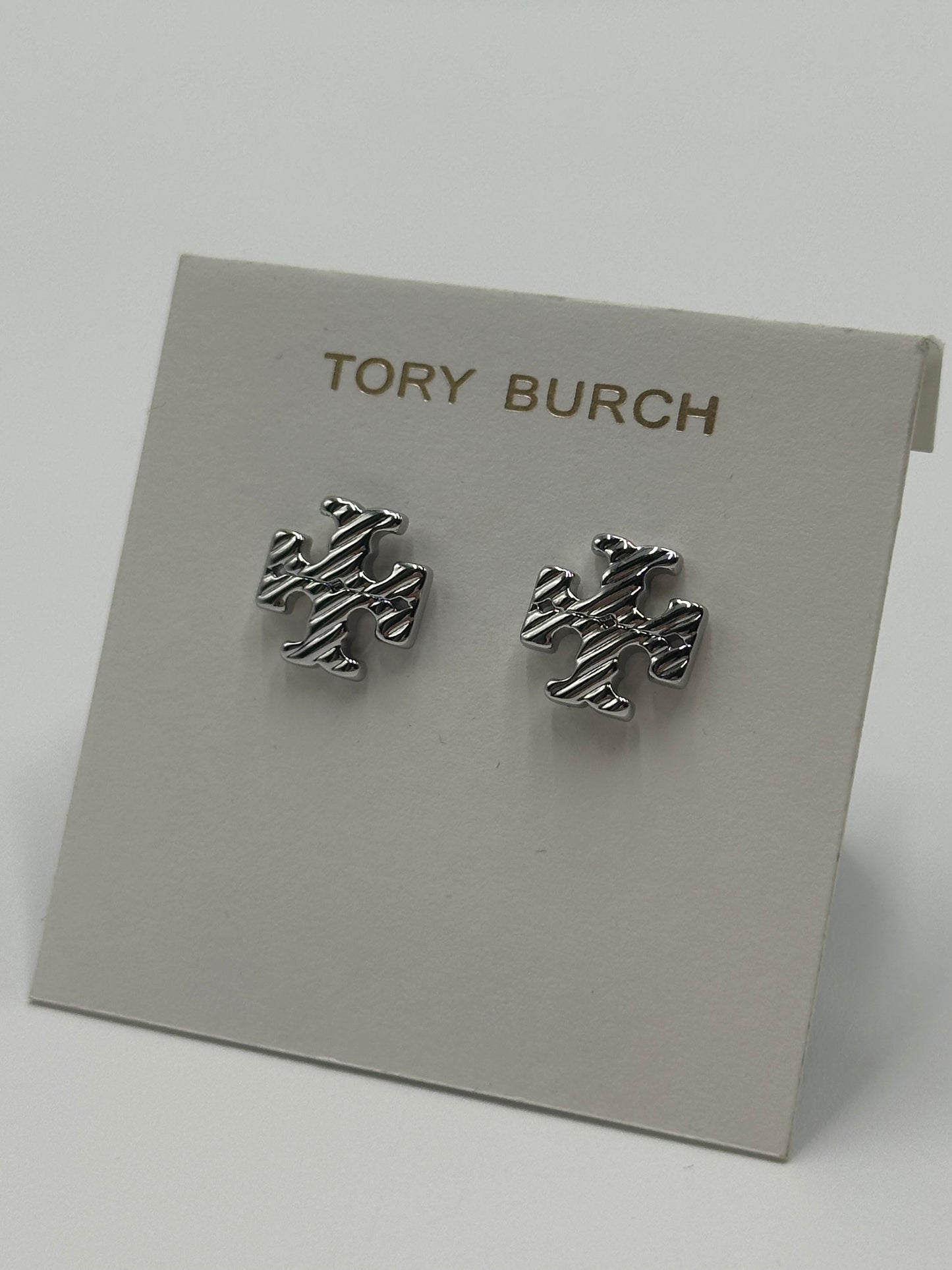 Tory Burch pendiente