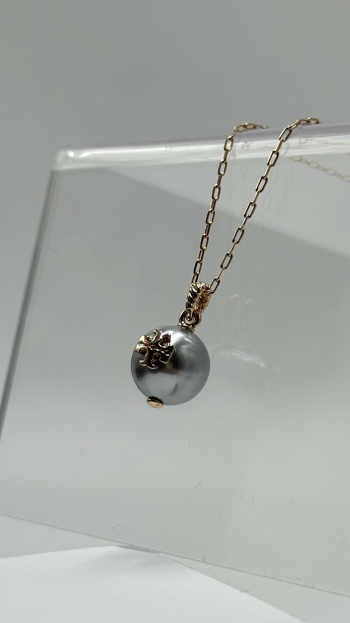 Tory Burch Collar