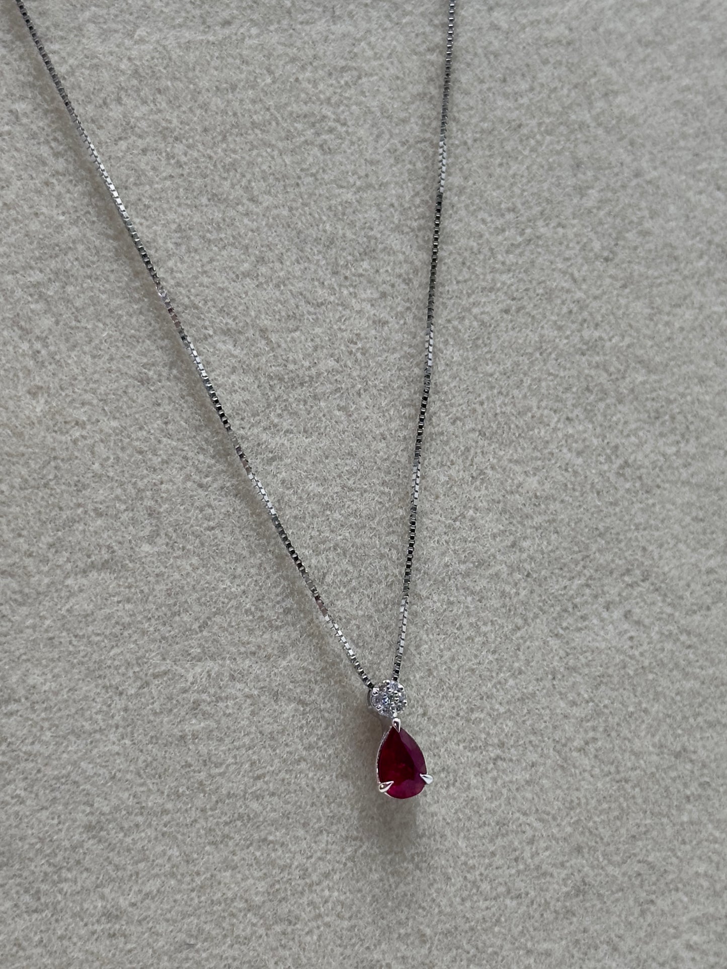 Collar Diamante y Rubí natural