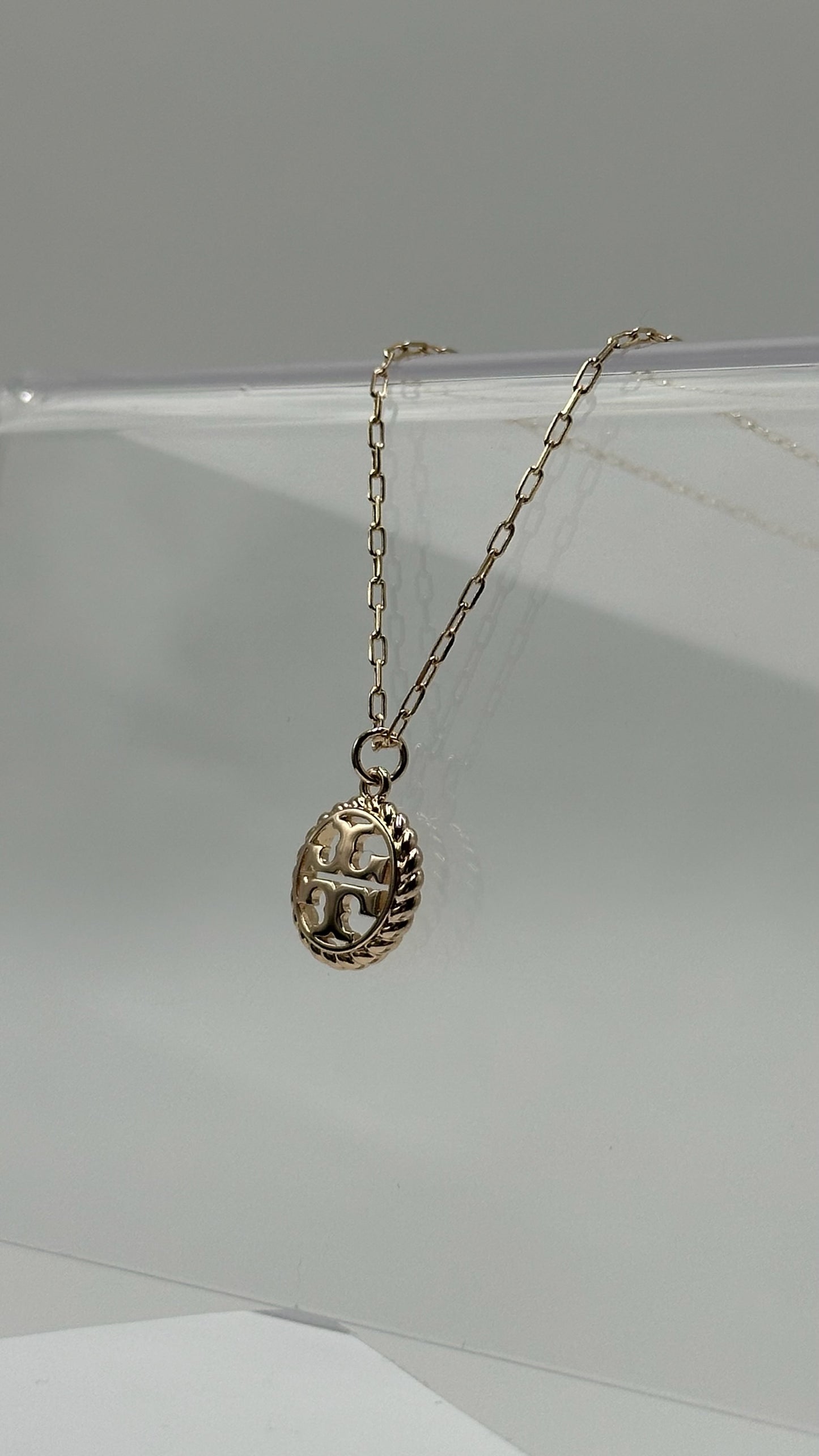 Tory Burch Collar