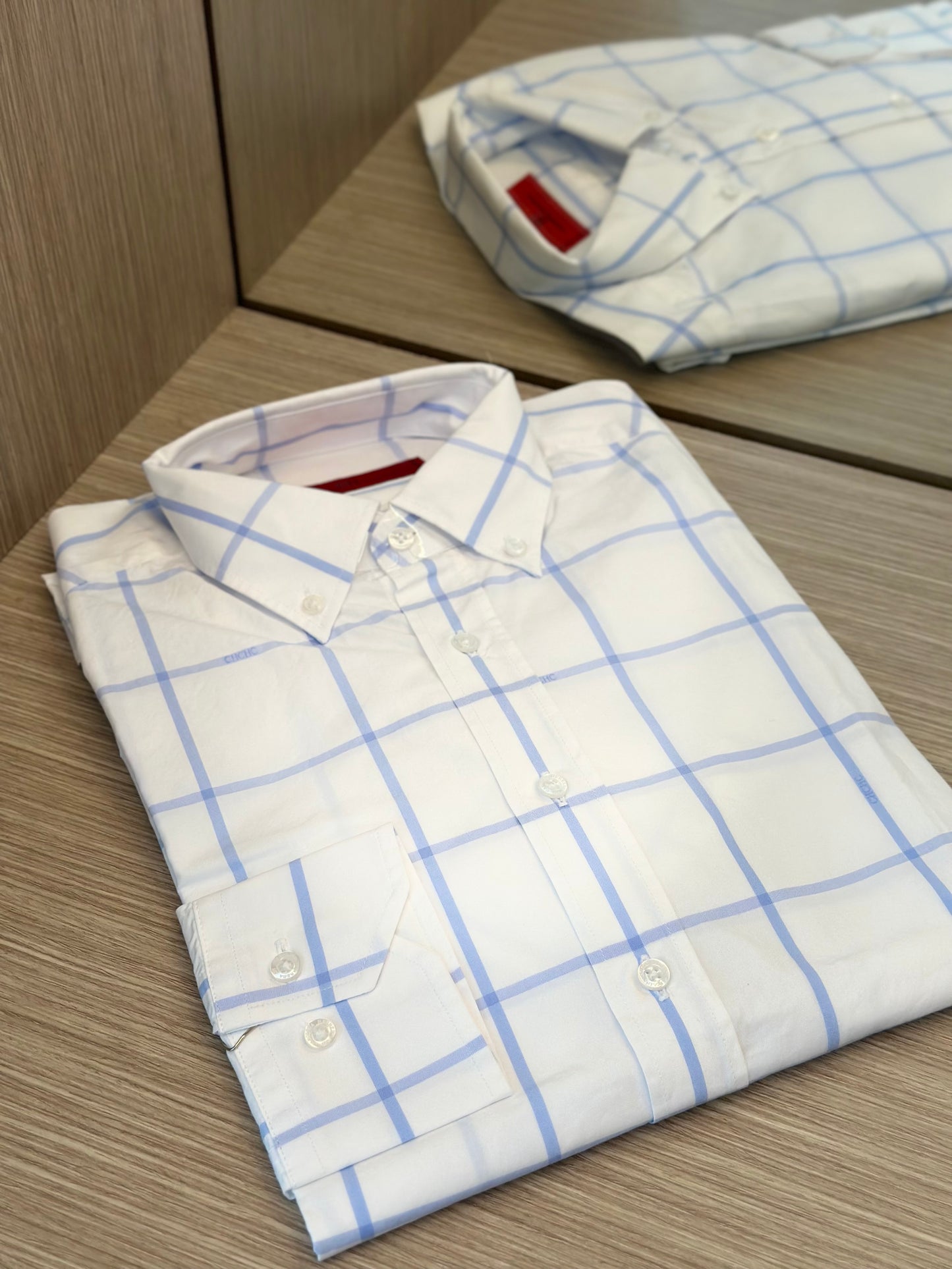 Carolina Herrera Camisa