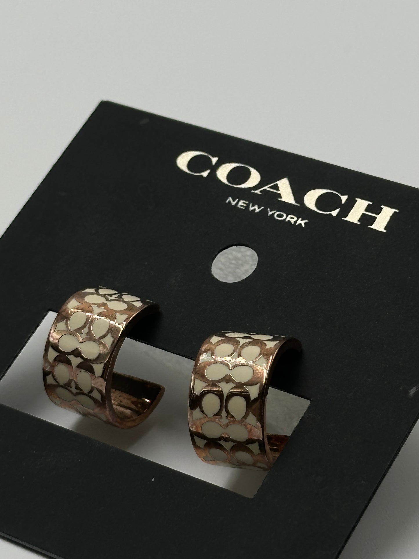 Coach Pendientes
