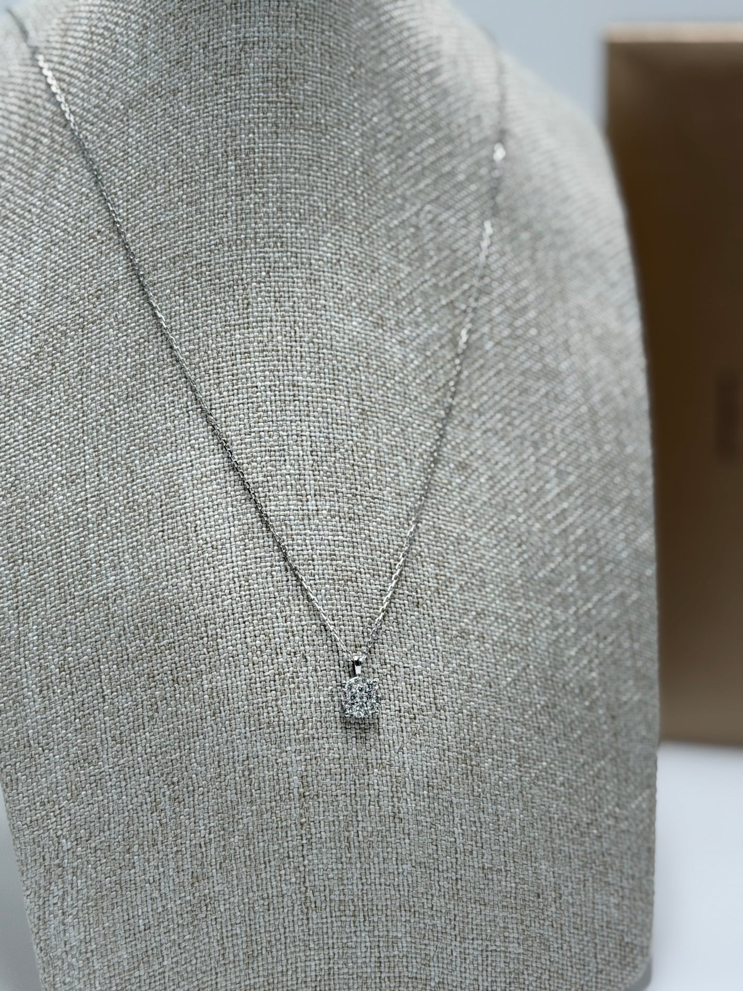 Collar Diamante natural 14K