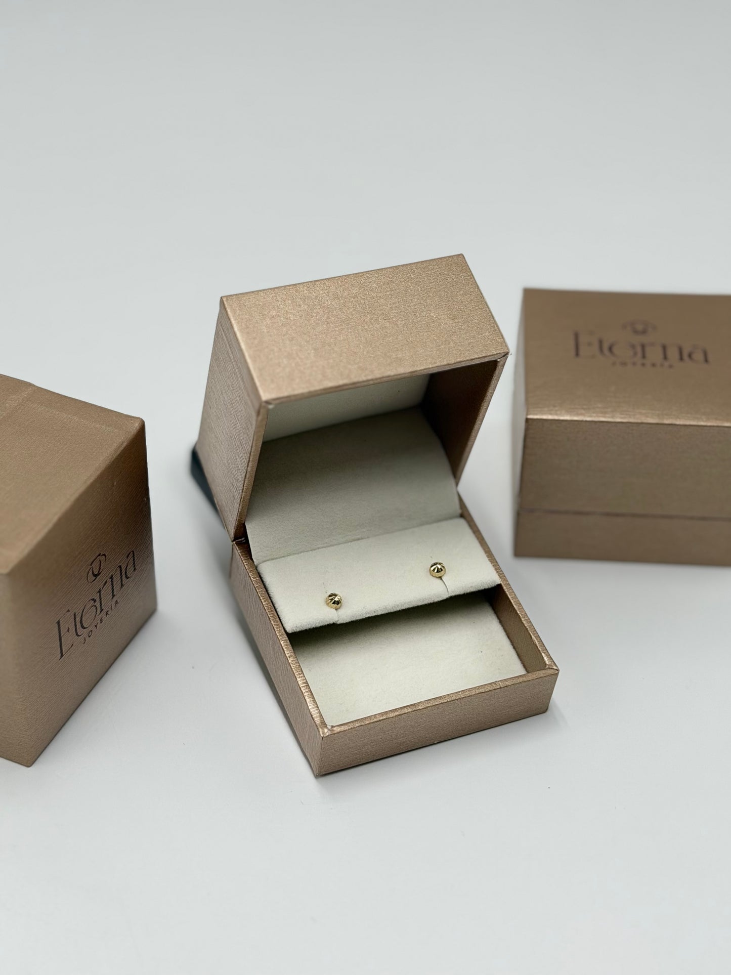 Broquel de Oro 14k