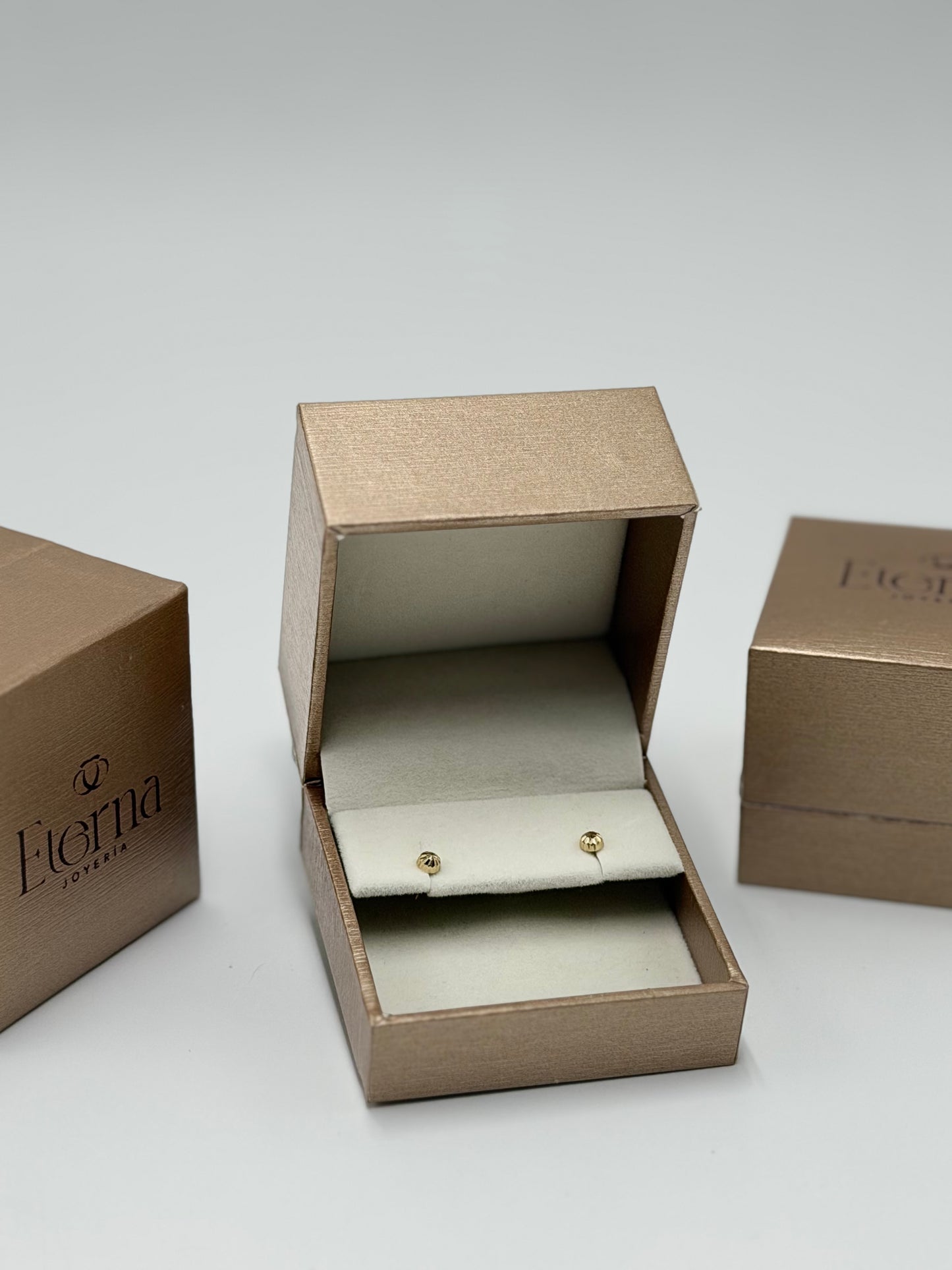 Broquel de Oro 14k