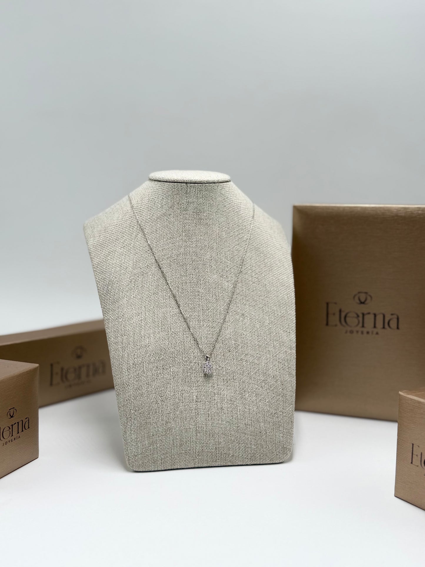 Collar Diamante natural 14K