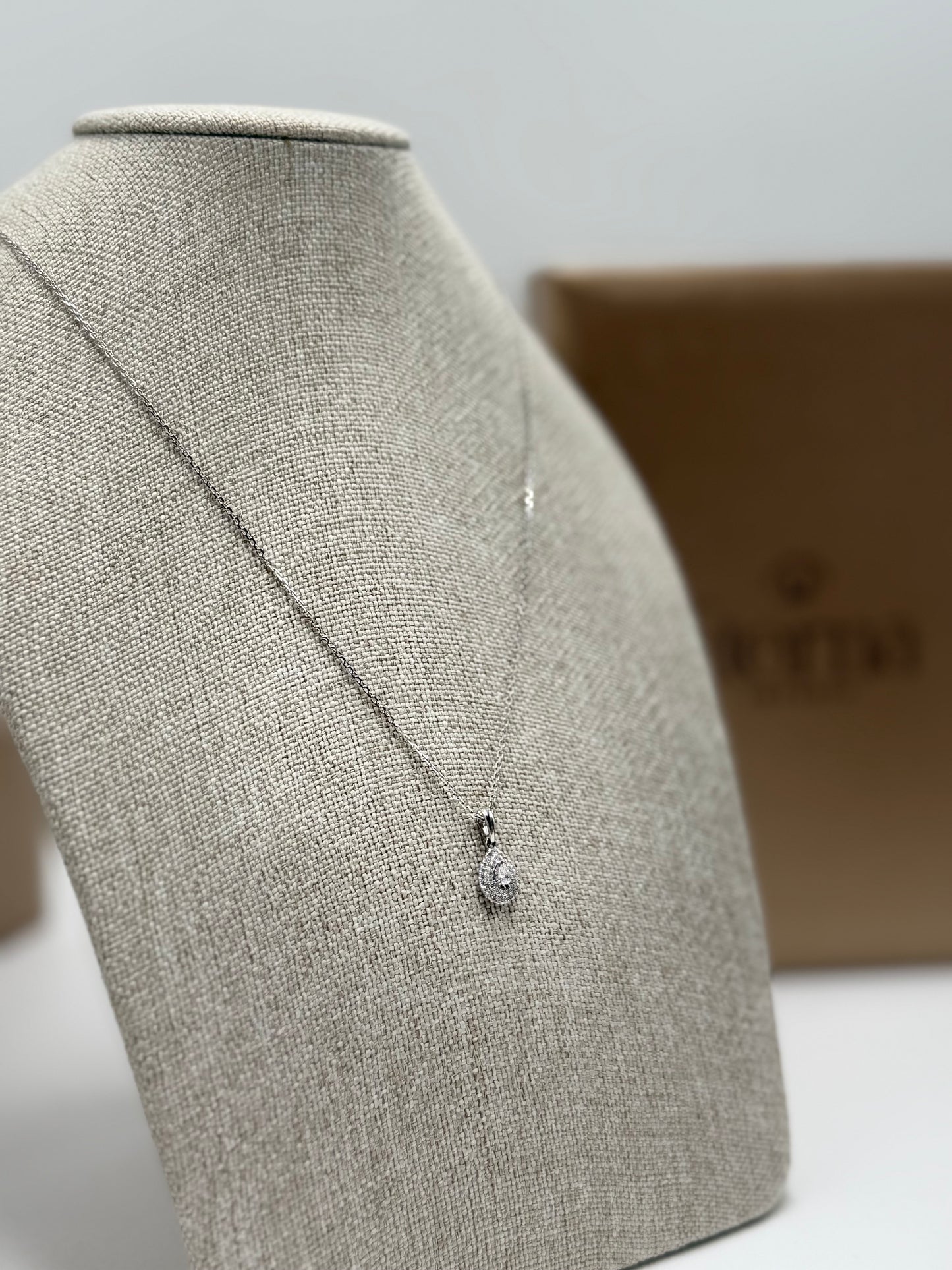 Collar Diamante natural 14K