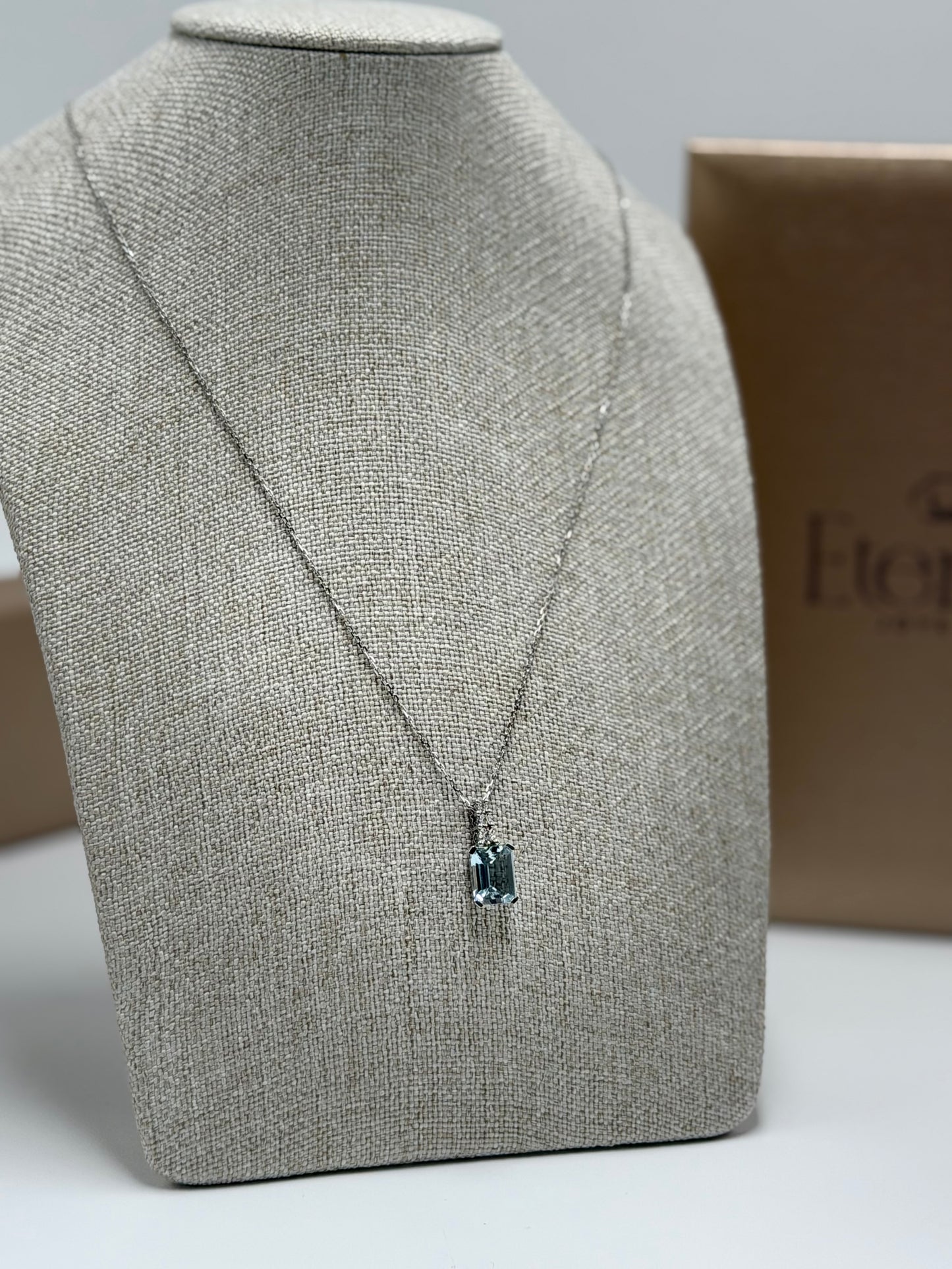 Collar Aquamarina con Diamante natural 14K