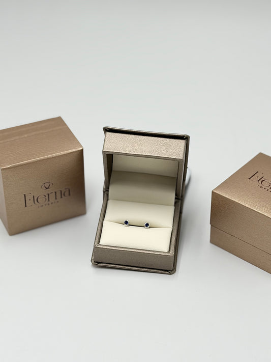 Broquel Zafiro Oro blanco 14k