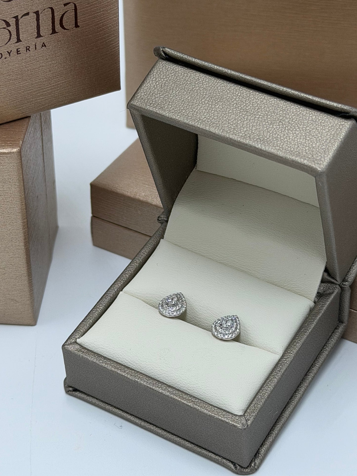 Pendientes Diamante 14K
