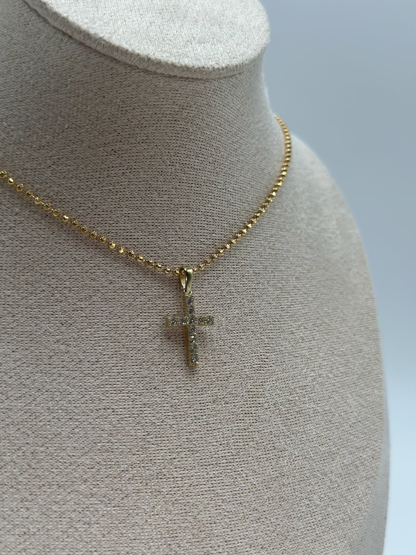 Dije de oro 10k cruz