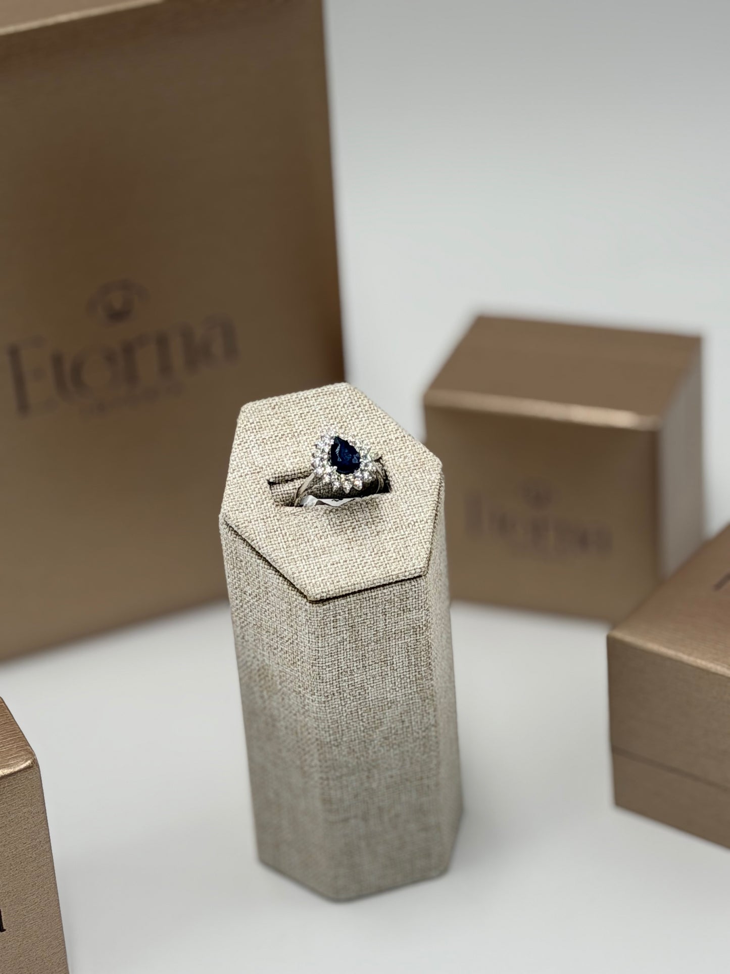 Anillo Zafiro 14K