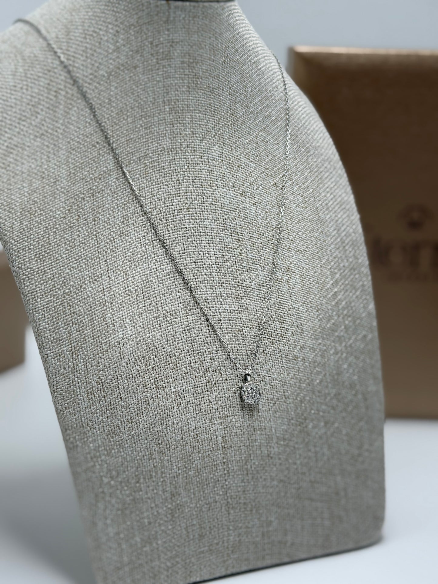 Collar Diamante natural 14K