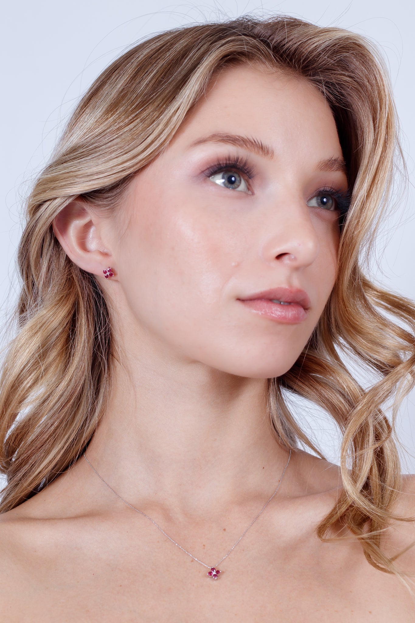 Pendientes Diamante y Ruby natural
