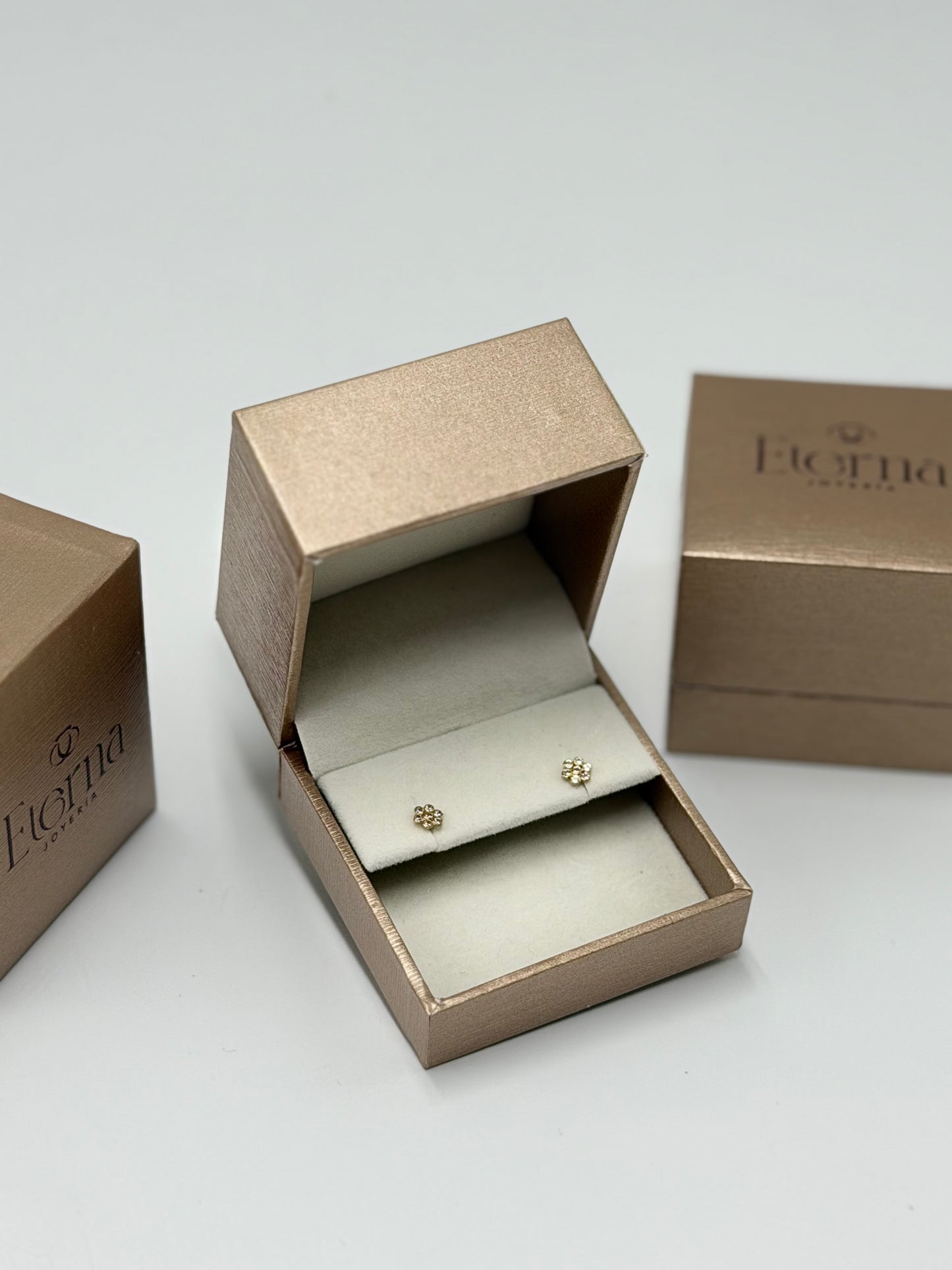 Broquel de Oro 14k