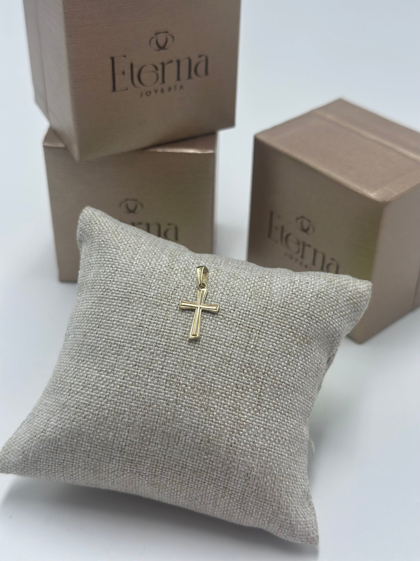Dije Oro 10K Cruz