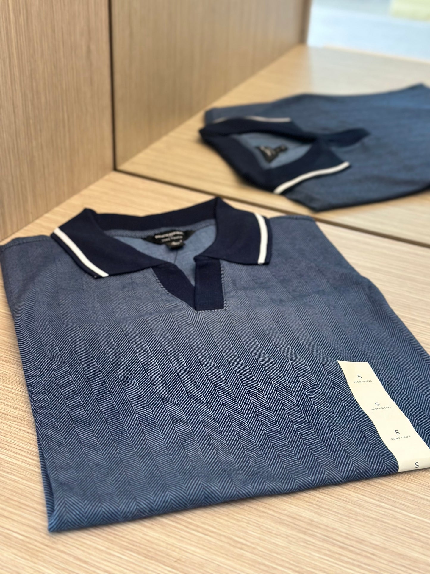 Banana REPUBLIC polo
