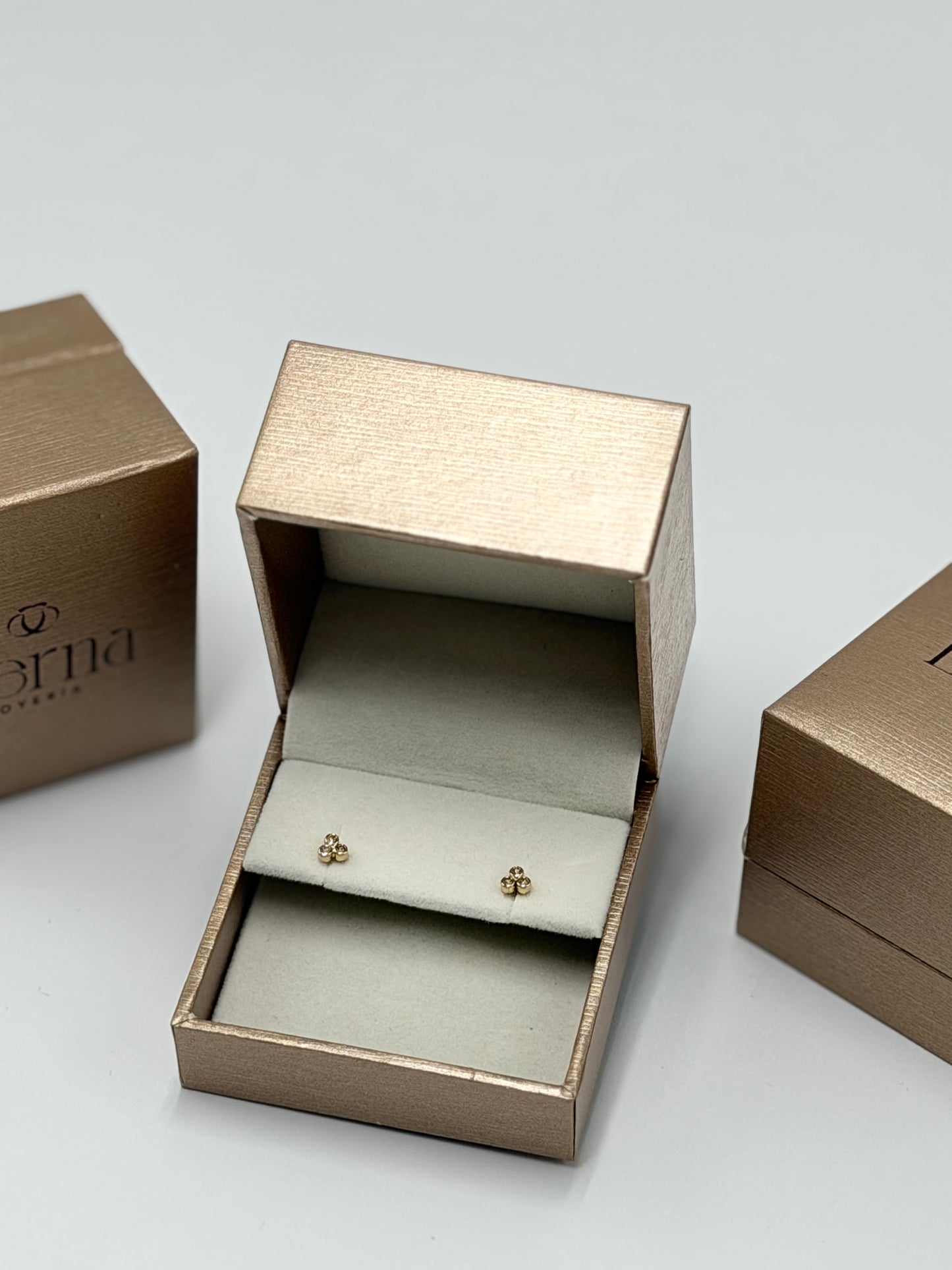 Broquel de Oro 14k