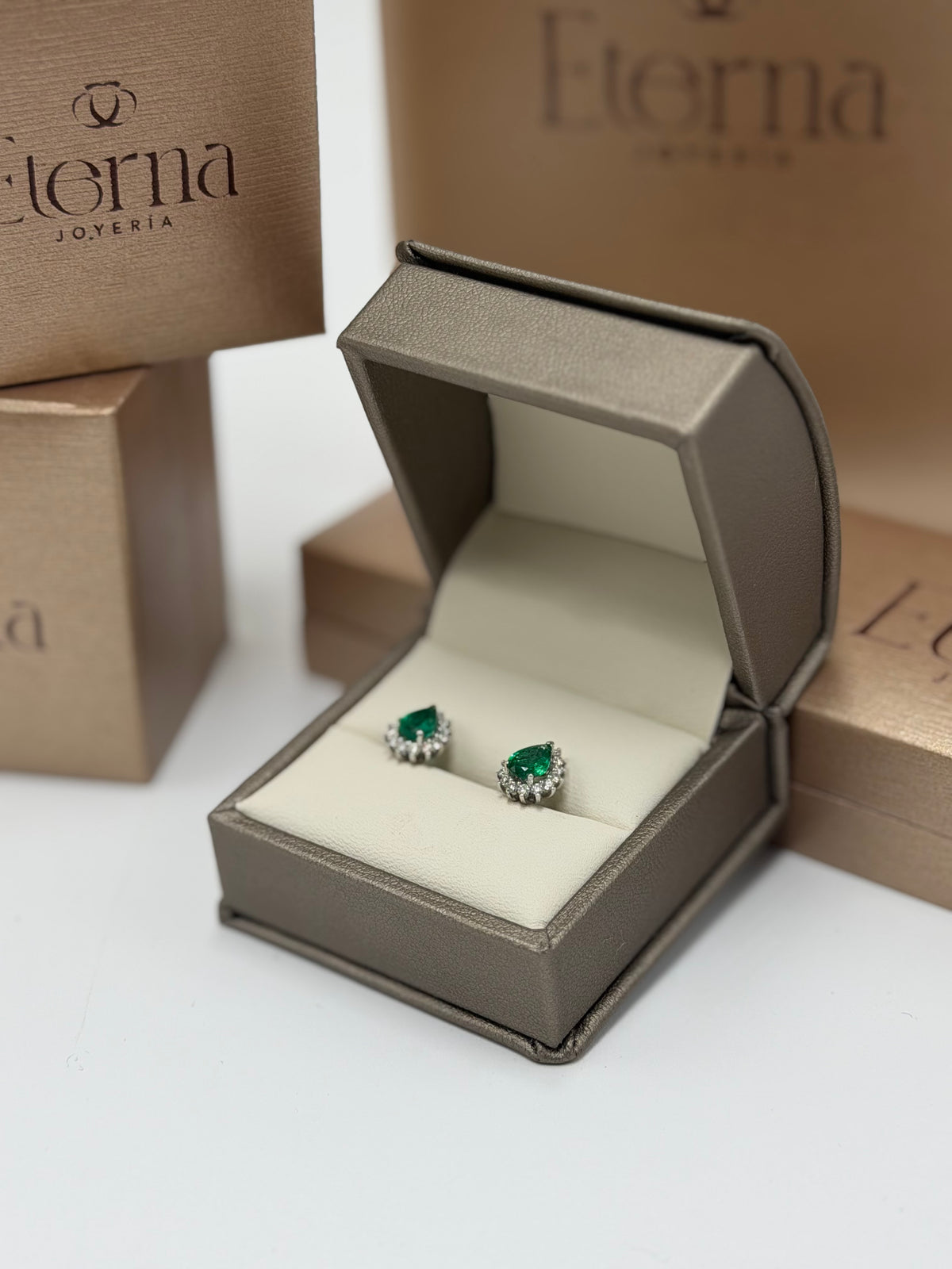 Pendientes Esmeralda 14K