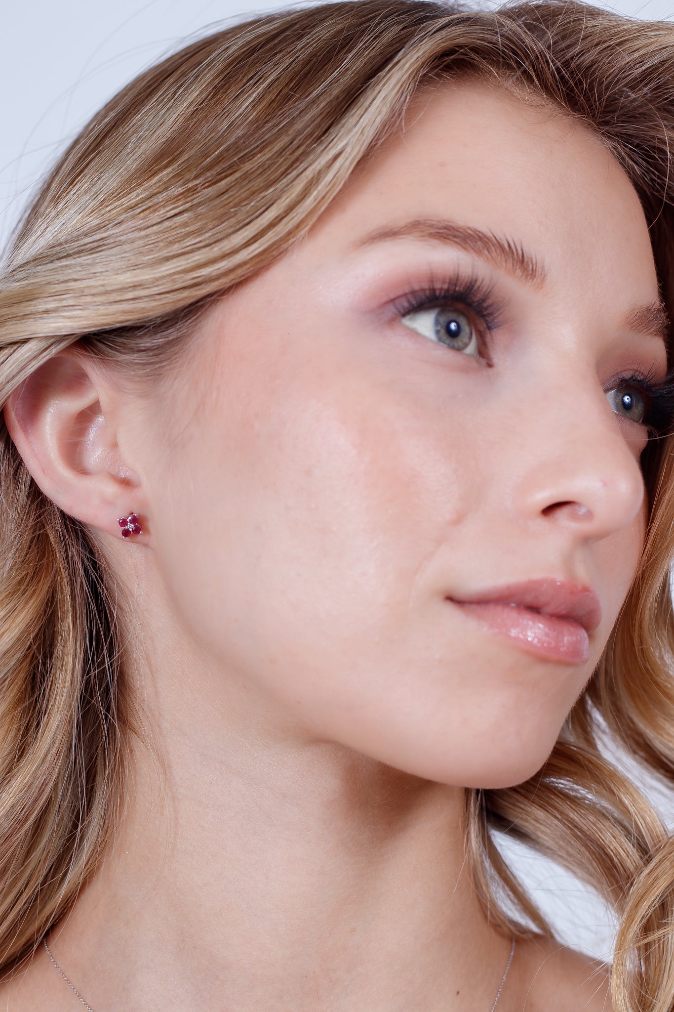 Pendientes Diamante y Ruby natural