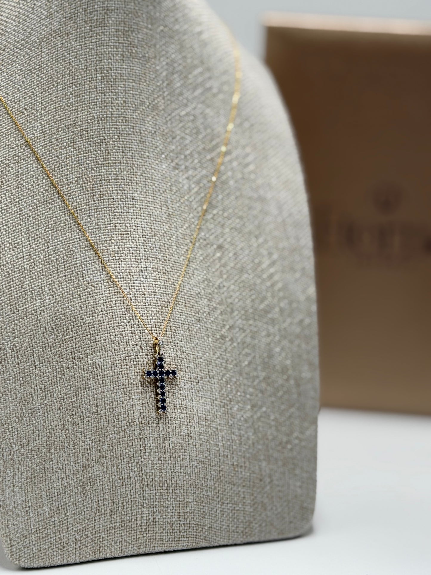 Collar Diamante con Zafiro