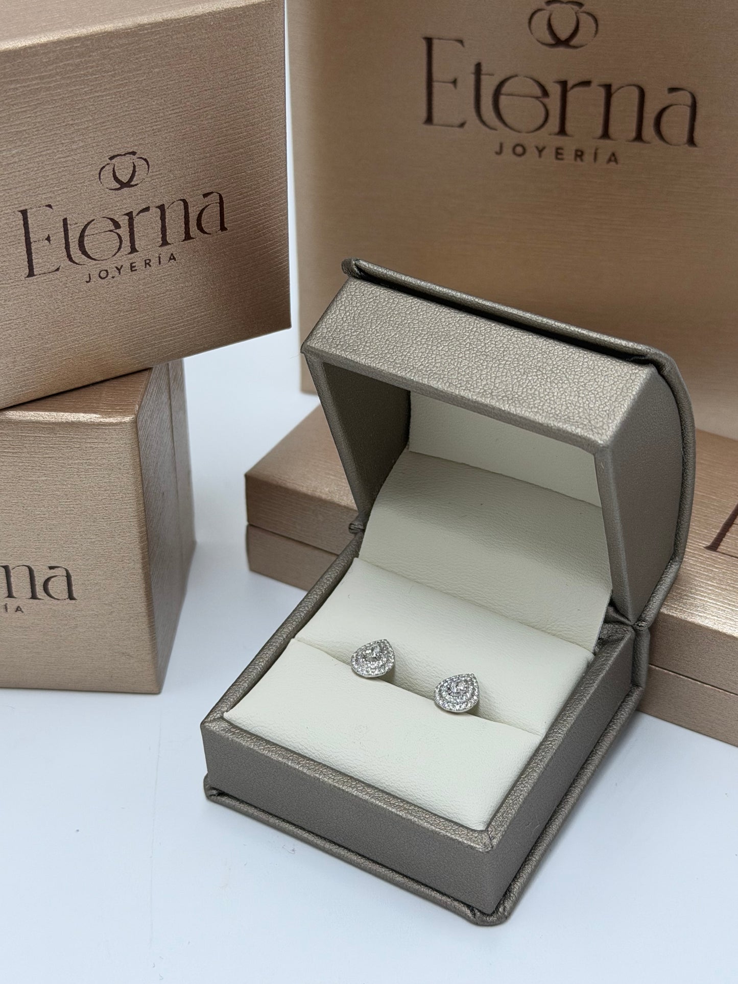 Pendientes Diamante 14K