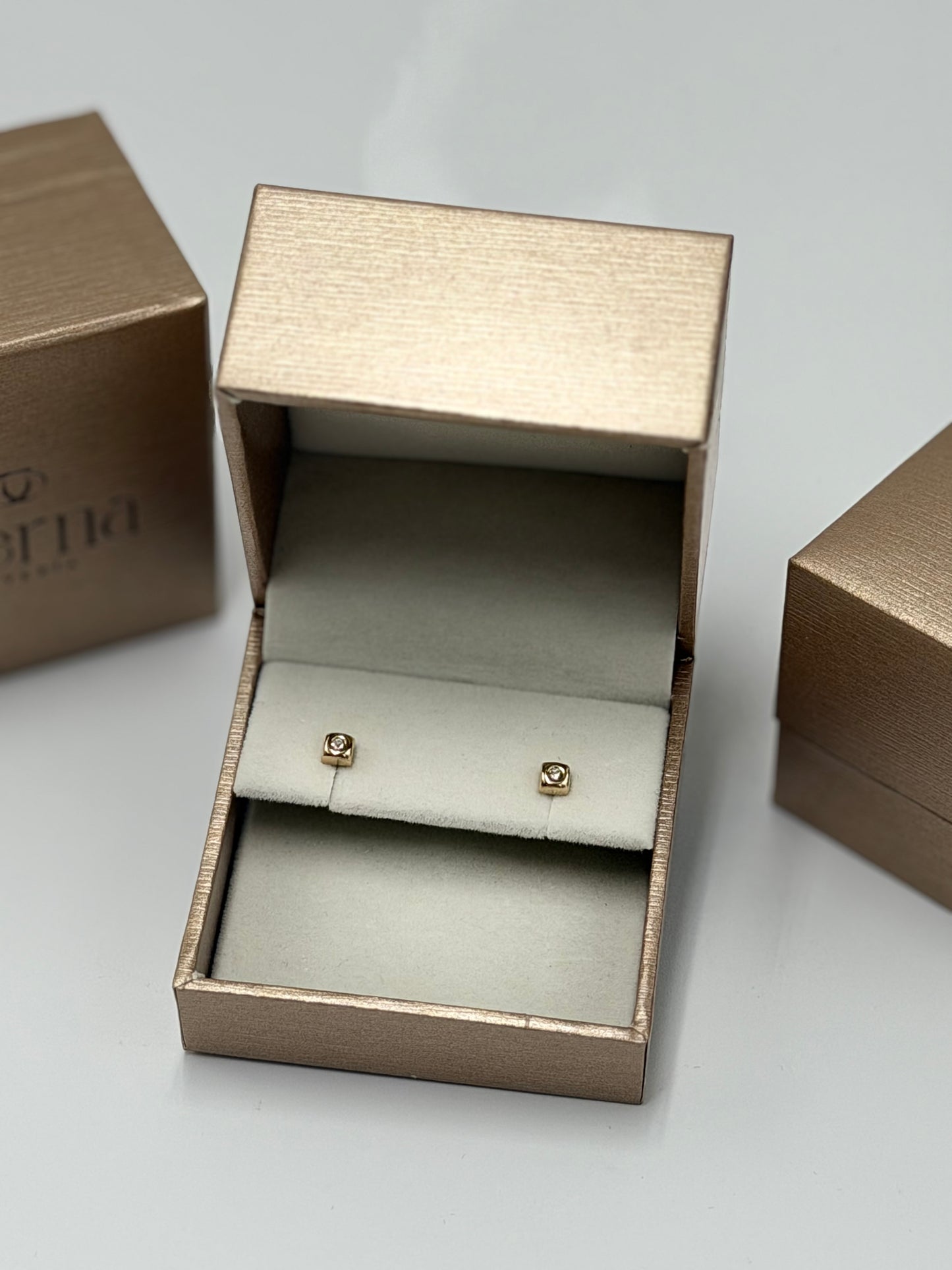 Broquel de Oro 14k