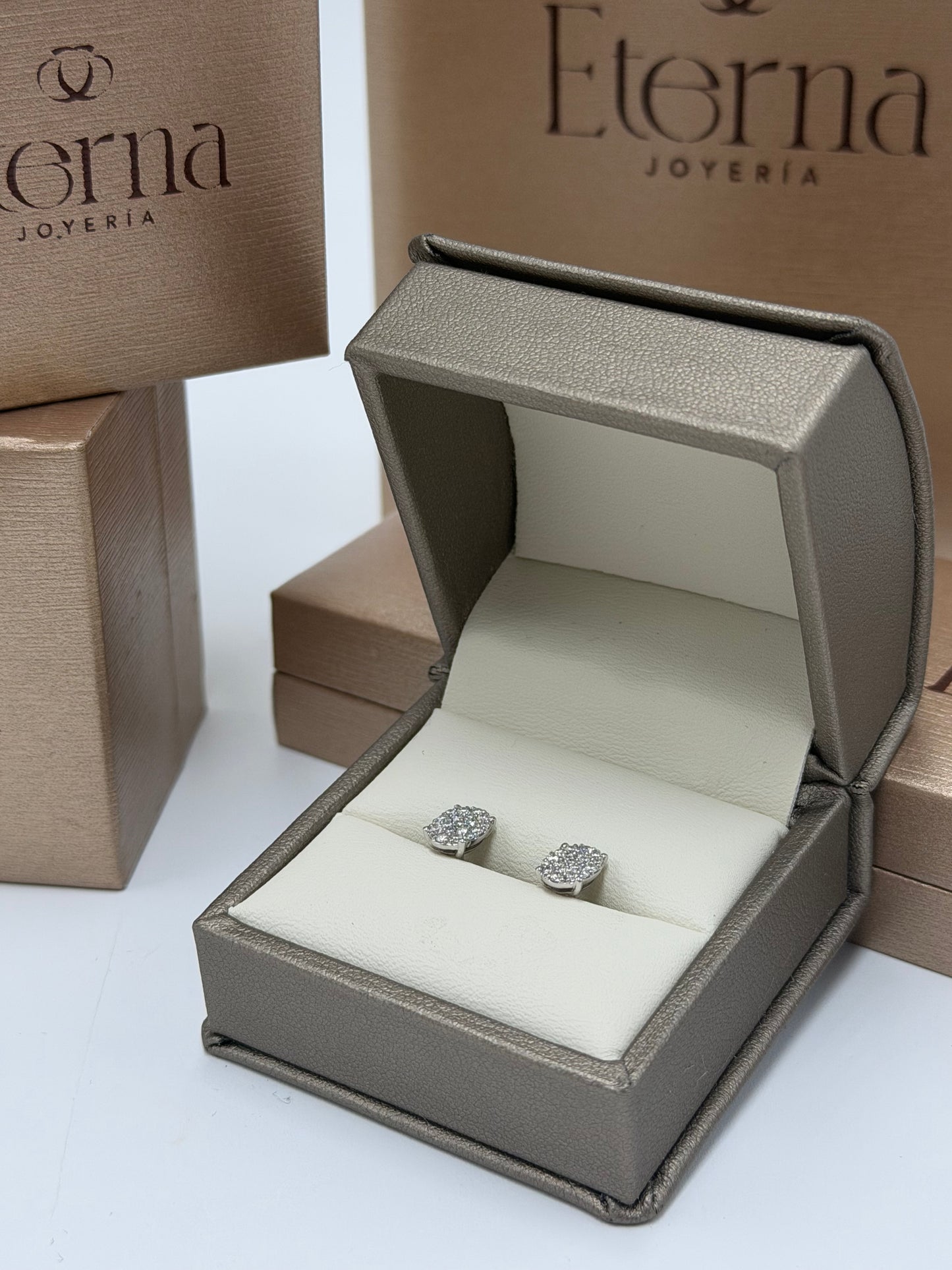 Pendientes Diamante 14K