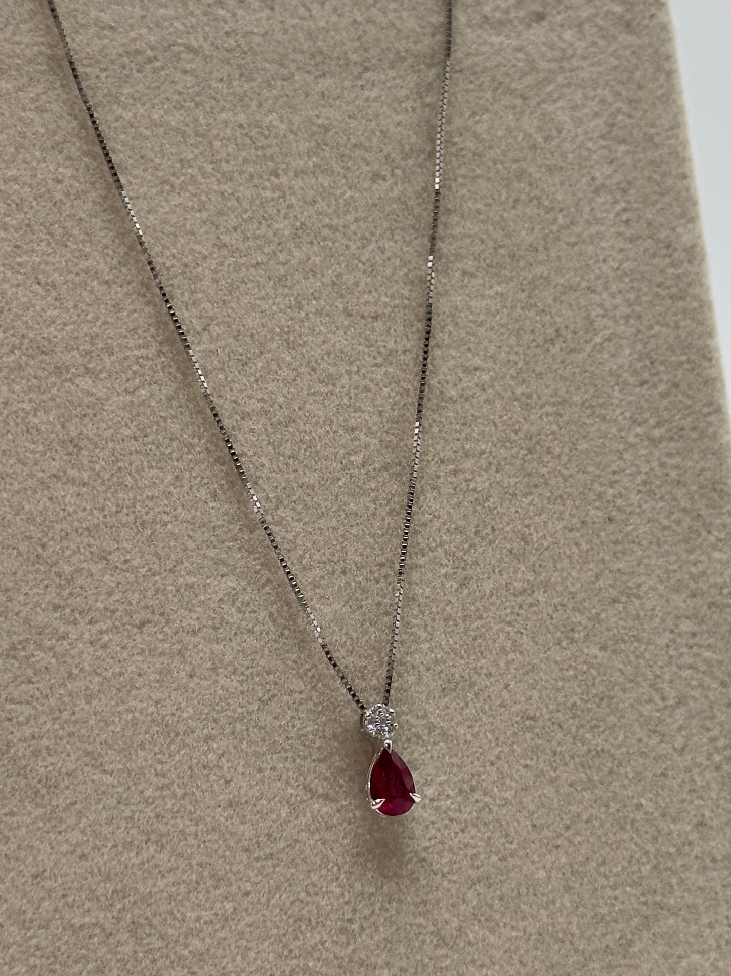 Collar Diamante y Rubí natural